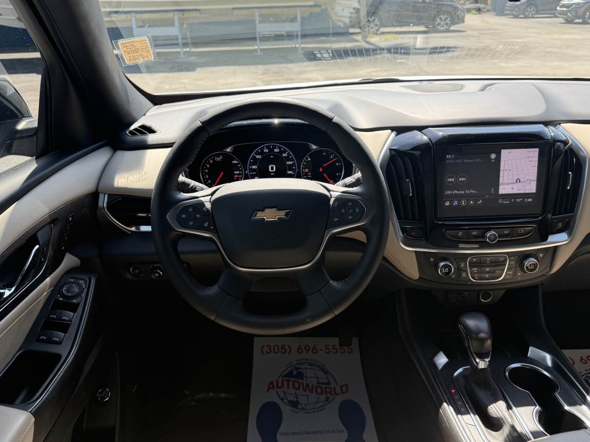 2022 Chevrolet Traverse Premier photo 31