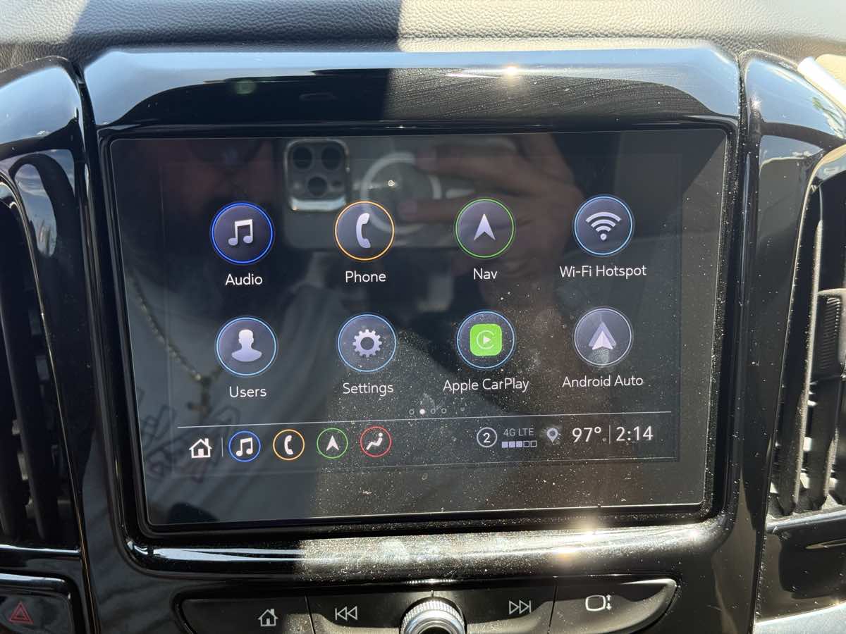 2022 Chevrolet Traverse Premier photo 44
