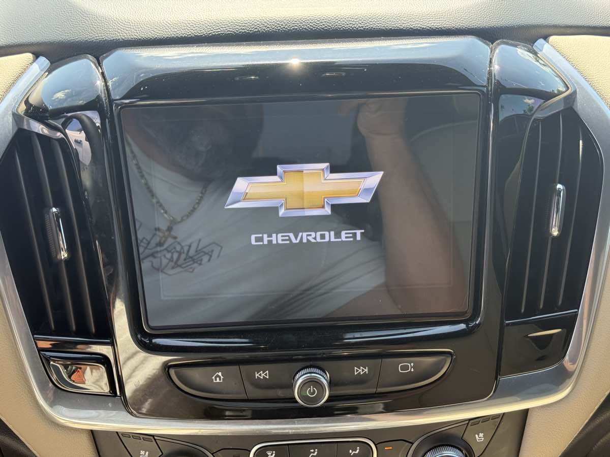 2022 Chevrolet Traverse Premier photo 33