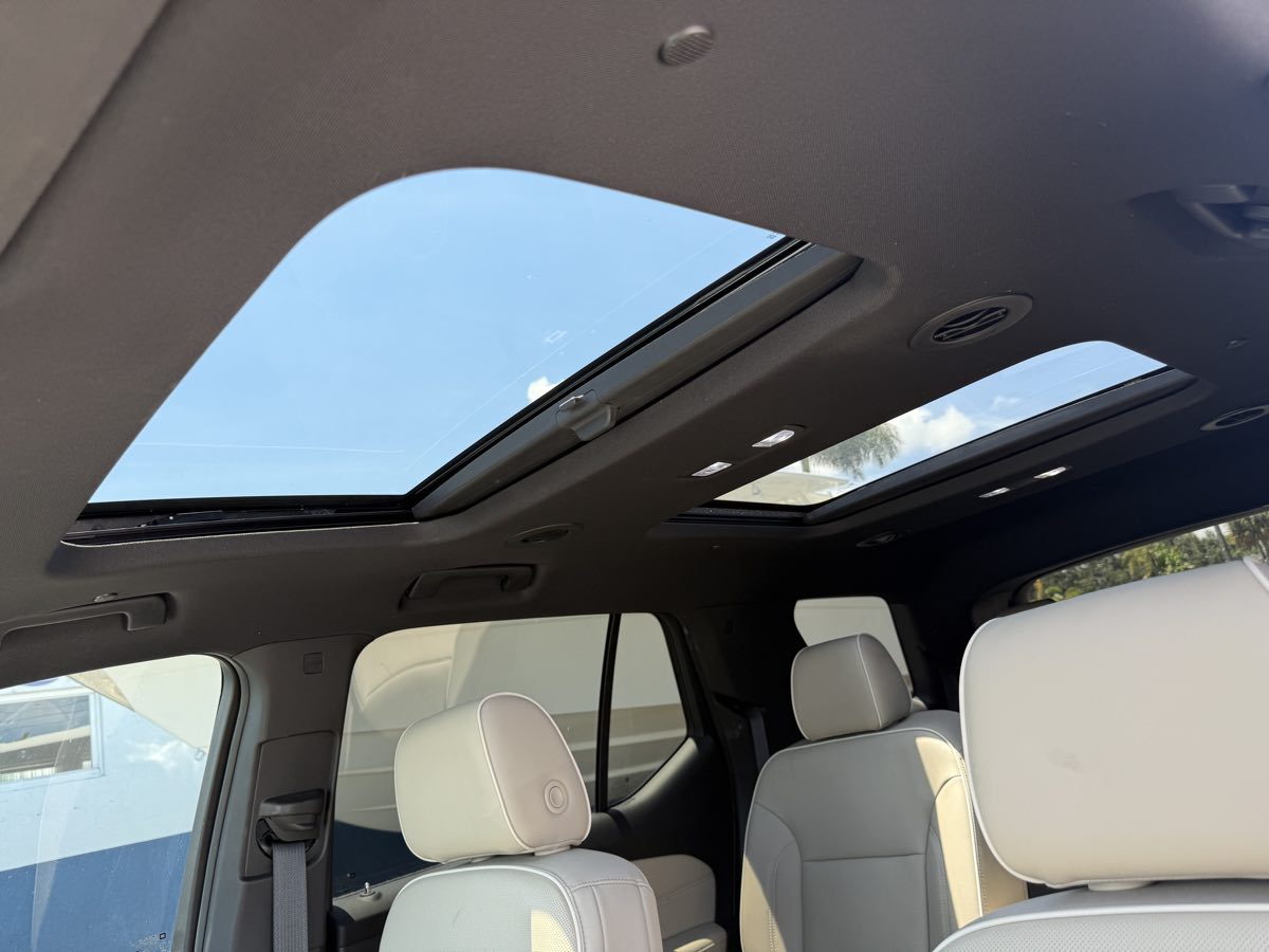 2022 Chevrolet Traverse Premier photo 51