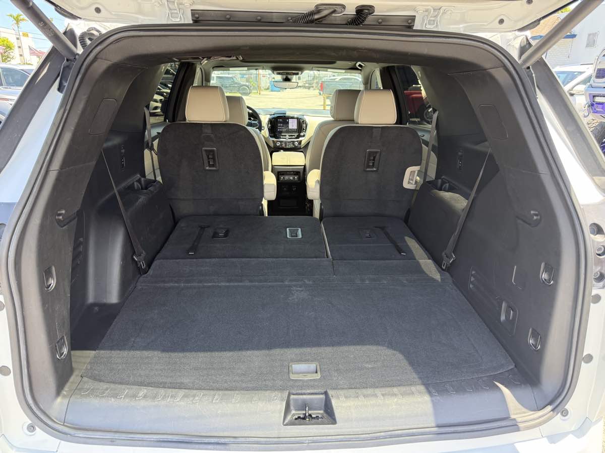 2022 Chevrolet Traverse Premier photo 55
