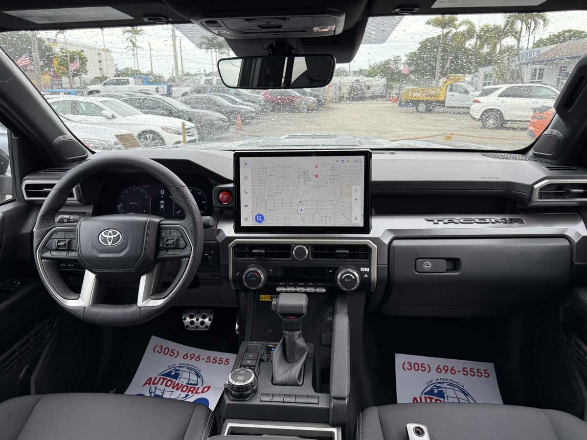 2024 Toyota Tacoma TRD Sport Double Cab 4x4 photo 30