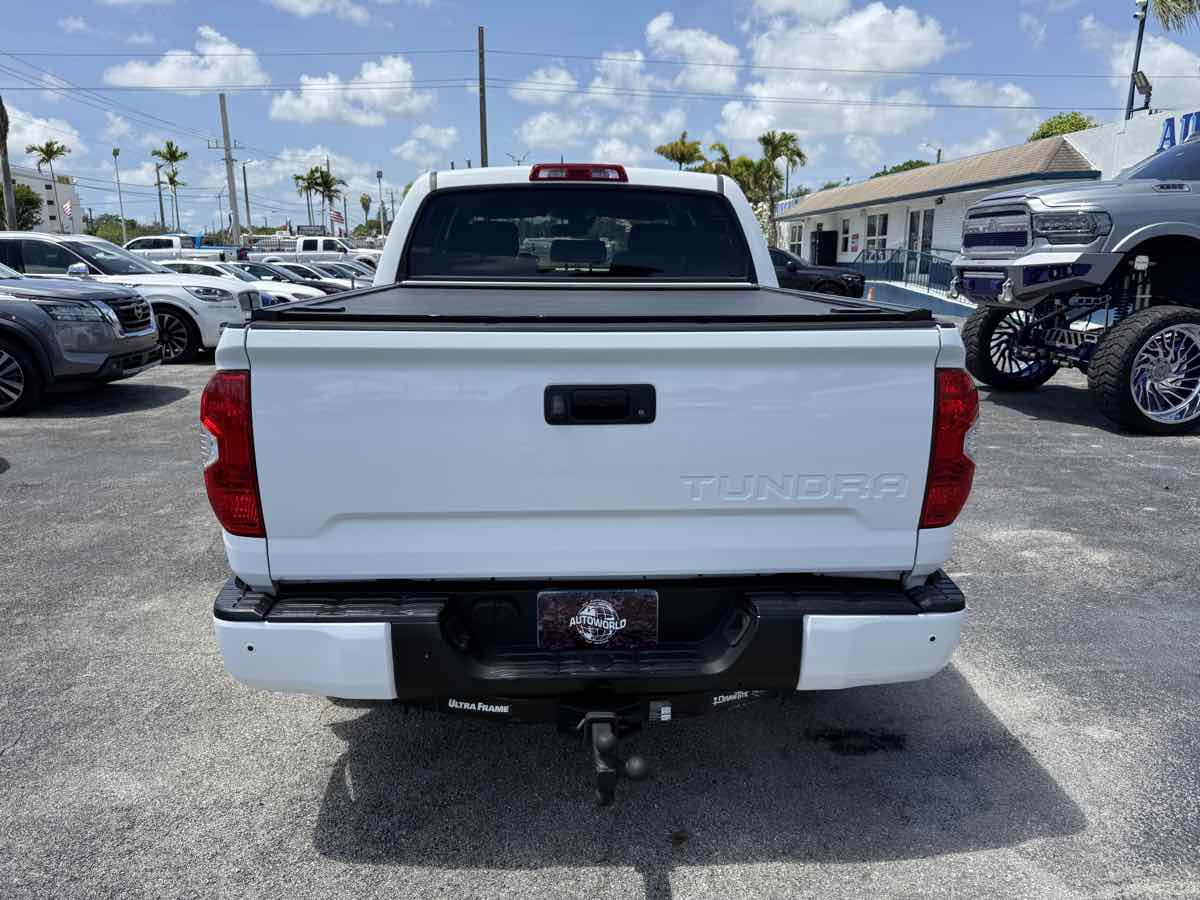 2018 Toyota Tundra SR5 CrewMax TRD photo 9