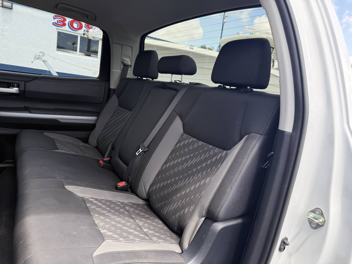 2018 Toyota Tundra SR5 CrewMax TRD photo 21