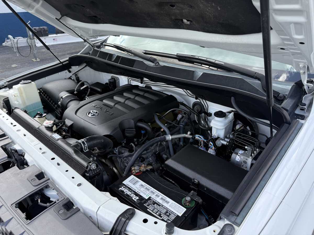 2018 Toyota Tundra SR5 CrewMax TRD photo 44