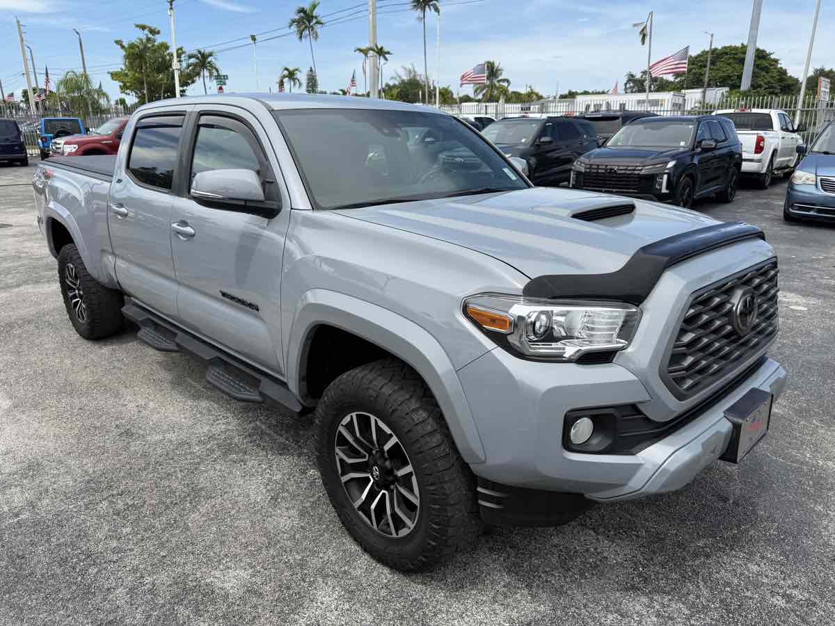 2021 Toyota Tacoma 4x4 TRD Sport Double Cab V6 photo 3