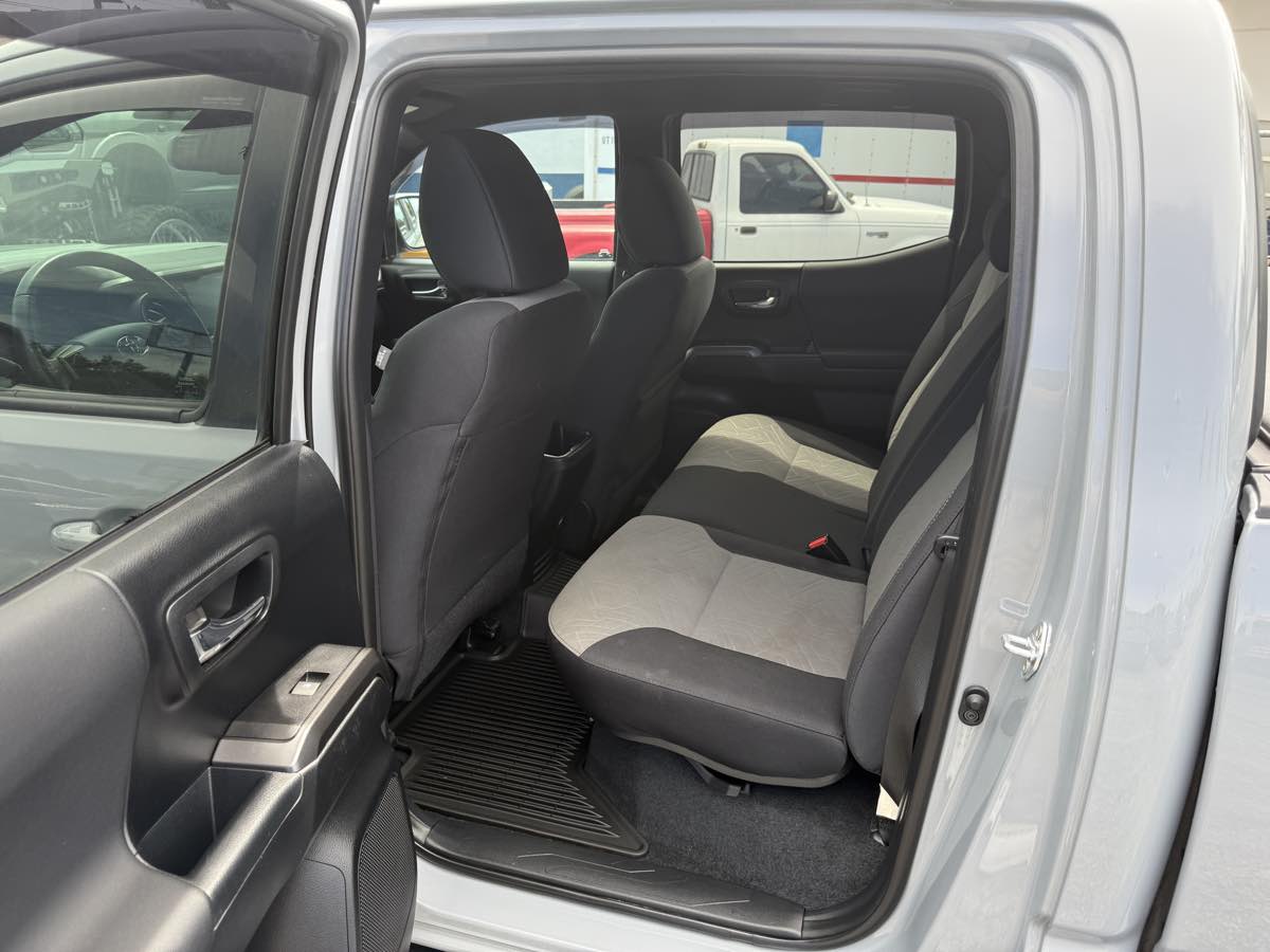 2021 Toyota Tacoma 4x4 TRD Sport Double Cab V6 photo 16