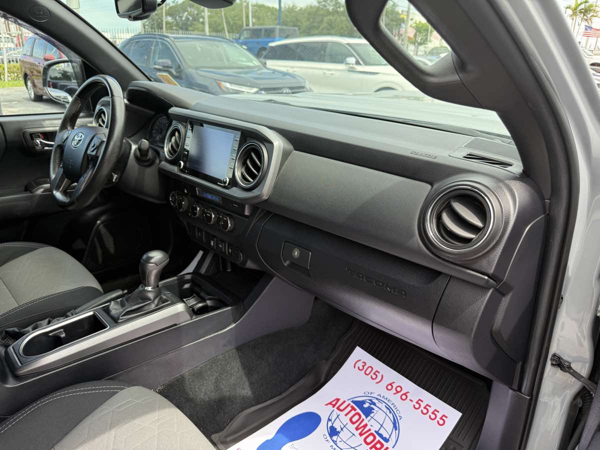 2021 Toyota Tacoma 4x4 TRD Sport Double Cab V6 photo 27