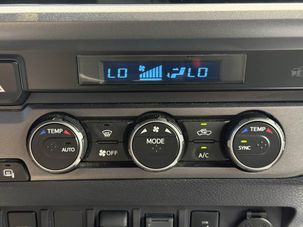 2021 Toyota Tacoma 4x4 TRD Sport Double Cab V6 photo 43