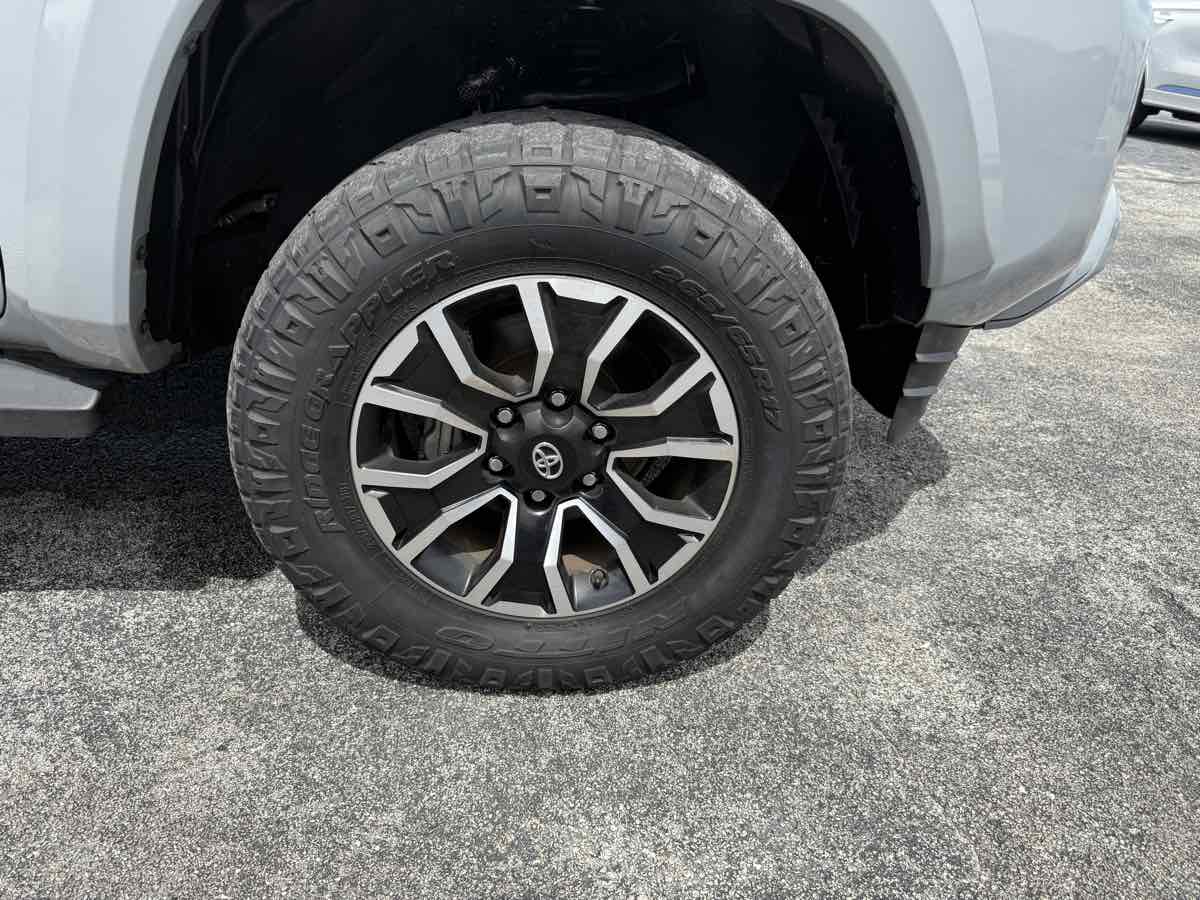 2021 Toyota Tacoma 4x4 TRD Sport Double Cab V6 photo 61