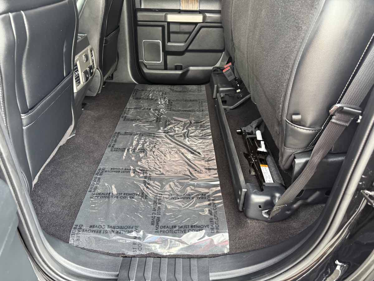 2019 Ford F-150 Lariat photo 12