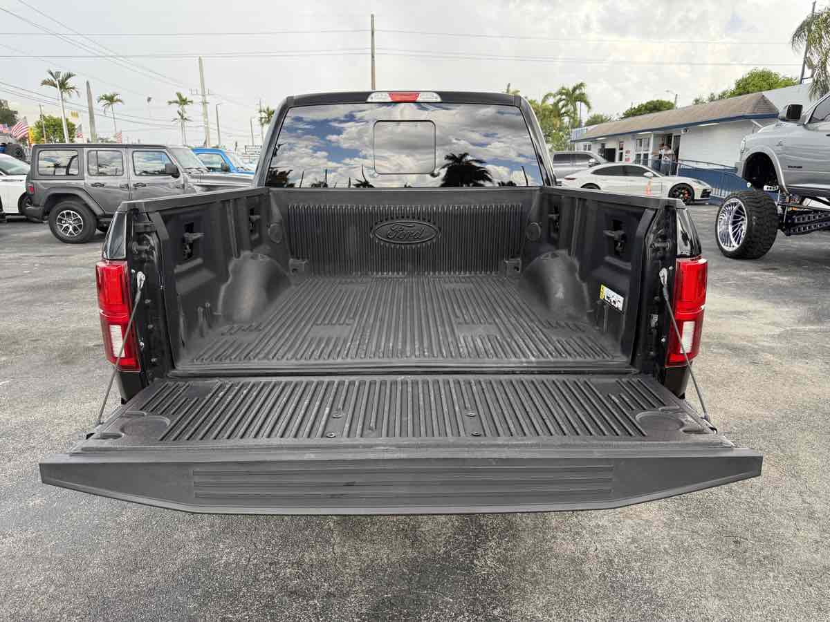2019 Ford F-150 Lariat photo 54
