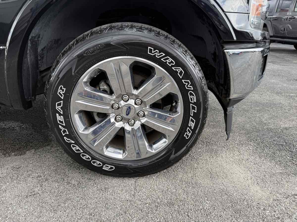2019 Ford F-150 Lariat photo 59