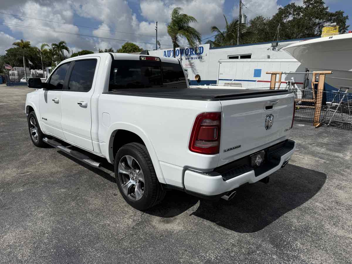 2022 Ram 1500 Laramie photo 6