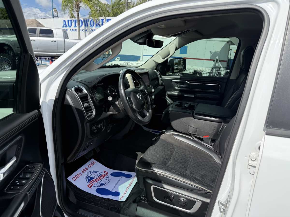 2022 Ram 1500 Laramie photo 10