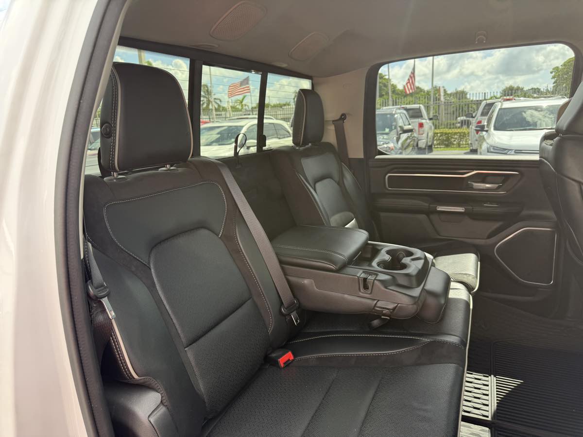2022 Ram 1500 Laramie photo 19