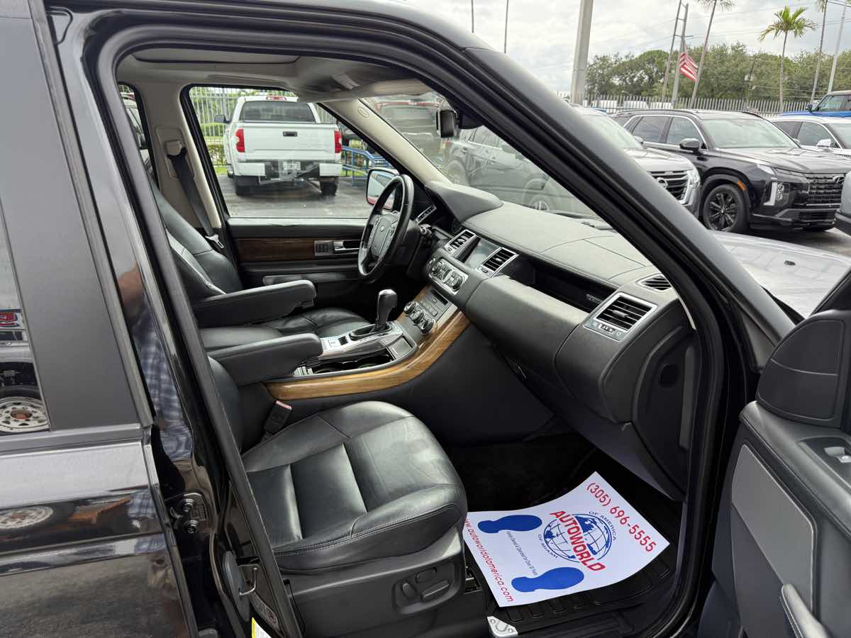 2012 Land Rover Range Rover Sport HSE photo 20