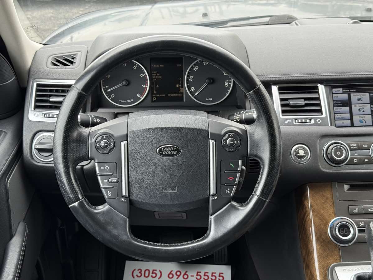 2012 Land Rover Range Rover Sport HSE photo 25