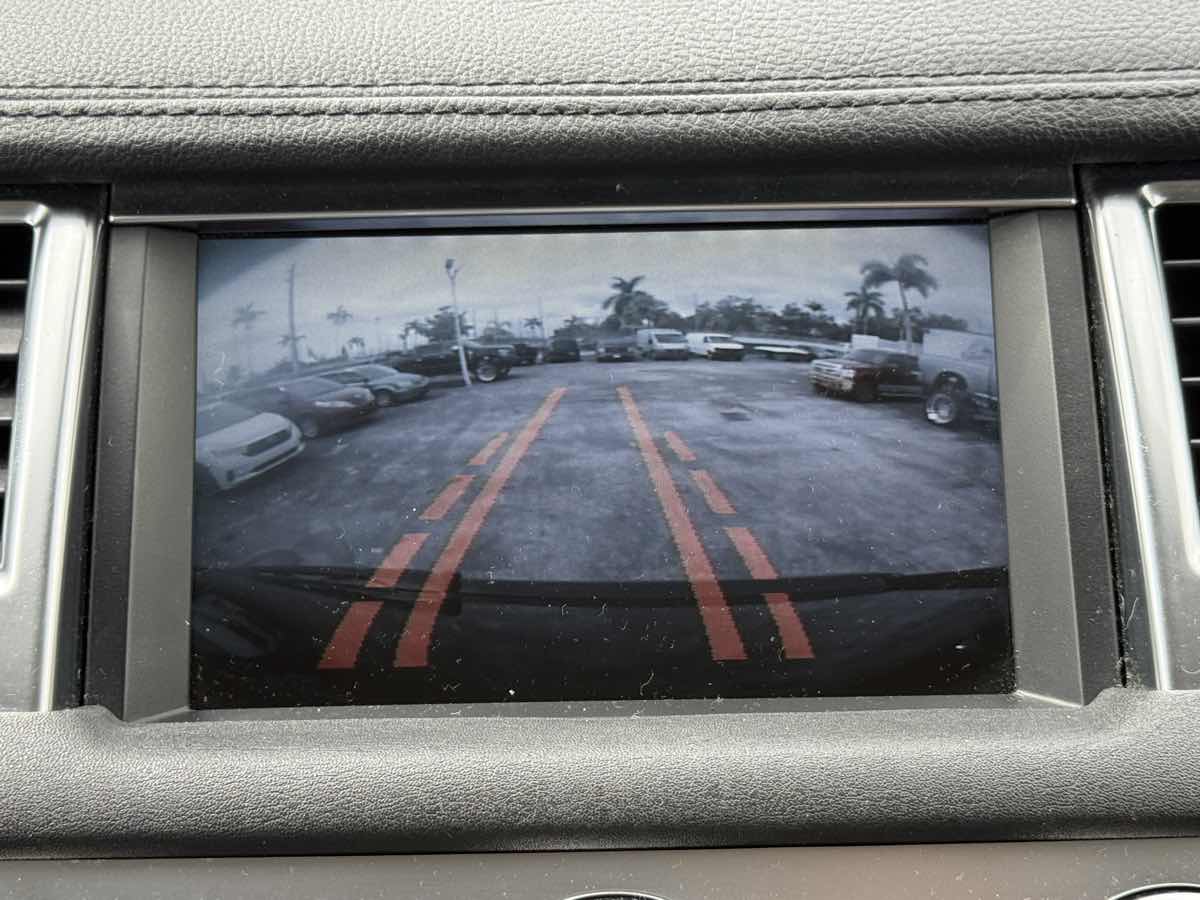 2012 Land Rover Range Rover Sport HSE photo 32