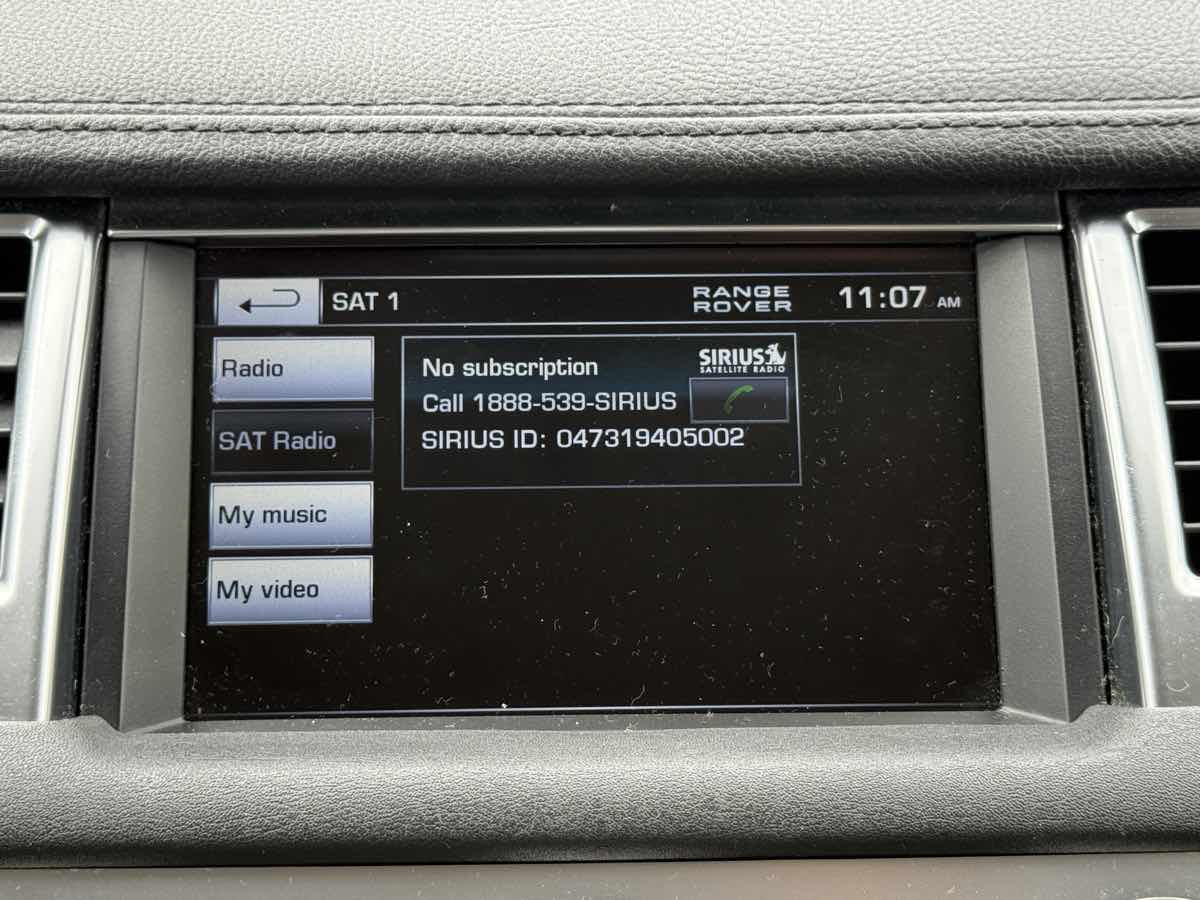 2012 Land Rover Range Rover Sport HSE photo 34
