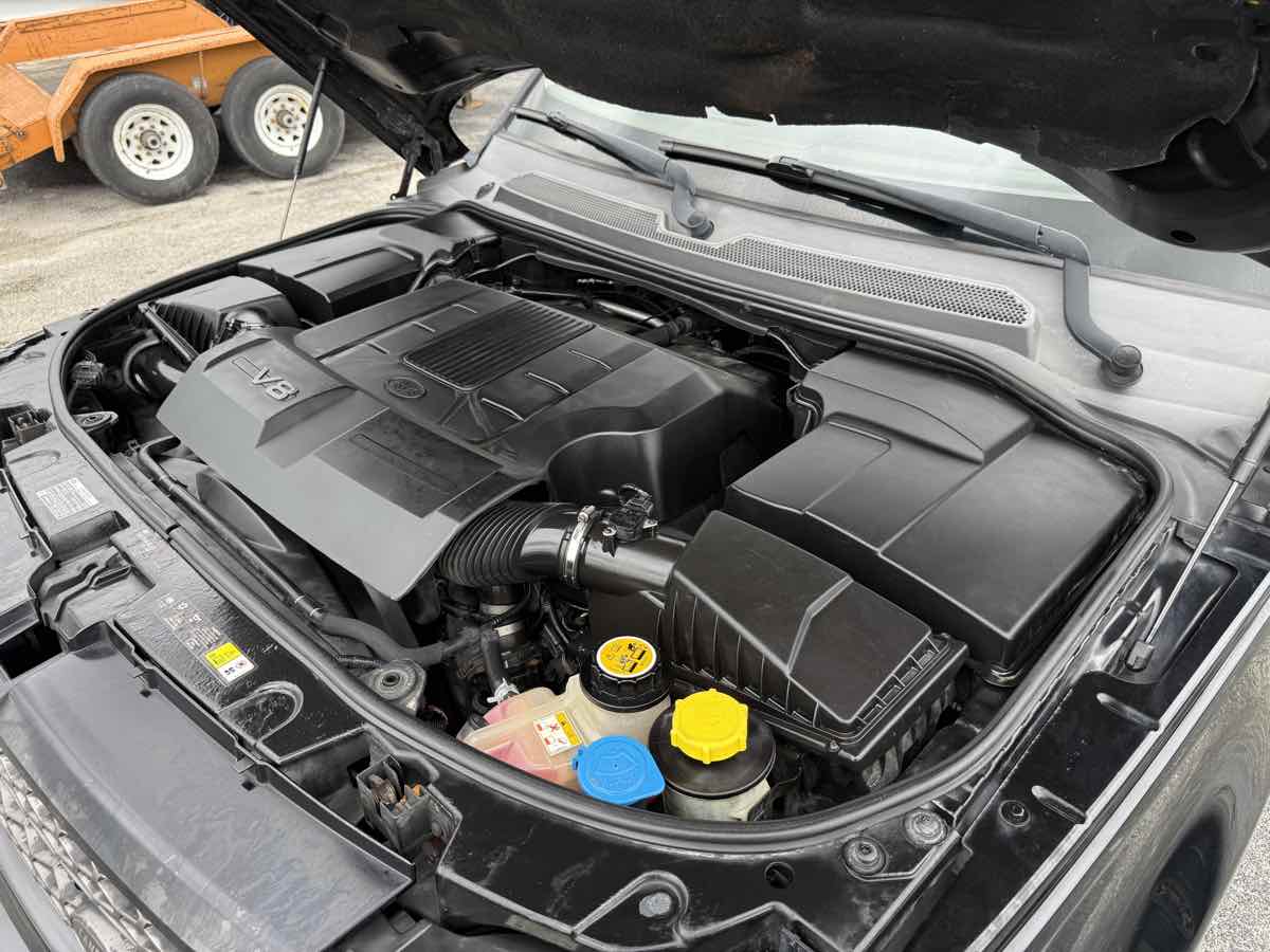 2012 Land Rover Range Rover Sport HSE photo 47