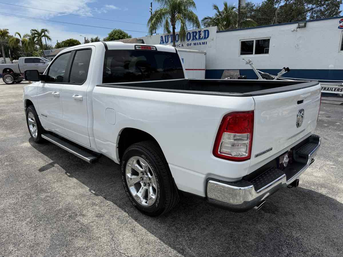 2021 Ram 1500 Big Horn photo 3