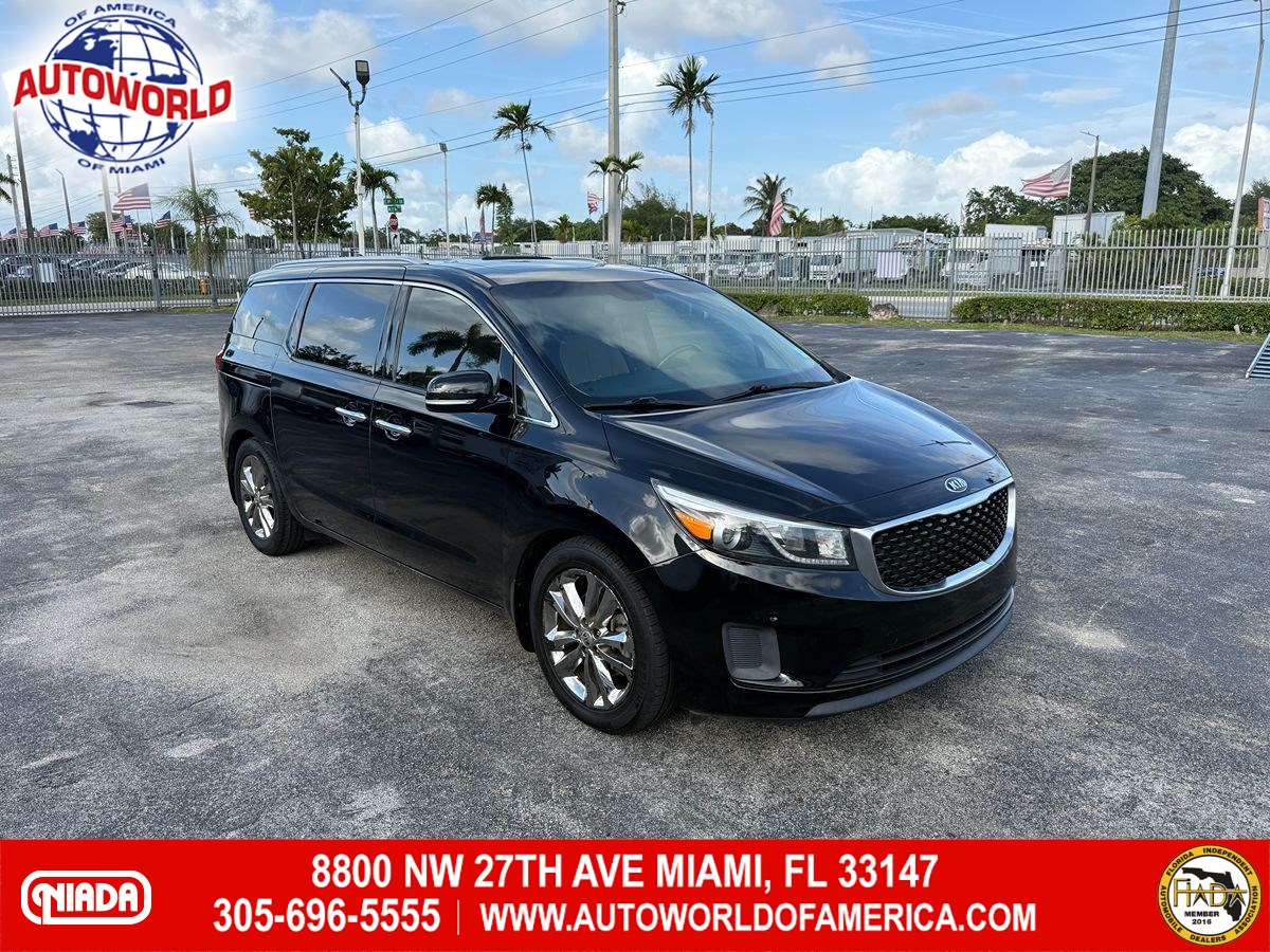 2016 Kia Sedona SX Limited's photo