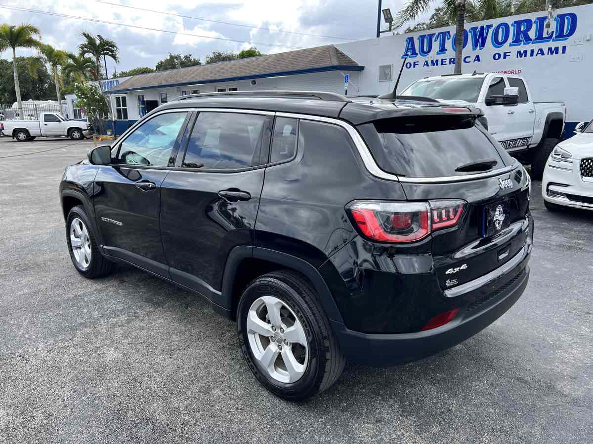 2019 Jeep Compass Latitude photo 6