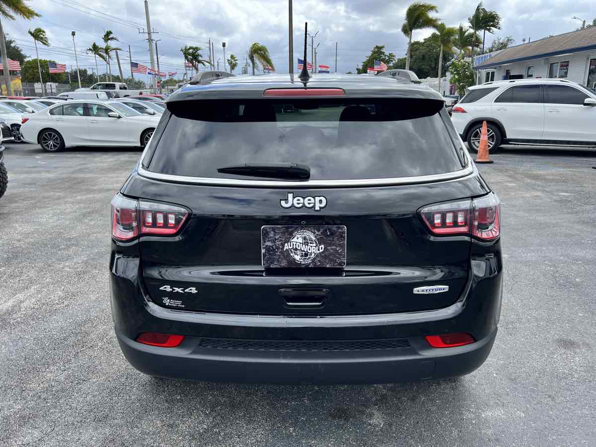 2019 Jeep Compass Latitude photo 7