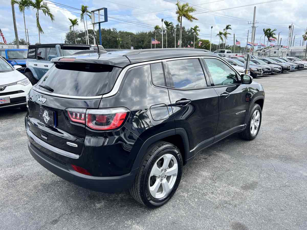 2019 Jeep Compass Latitude photo 8
