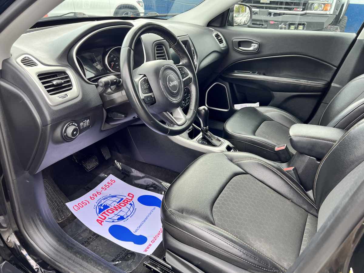 2019 Jeep Compass Latitude photo 12