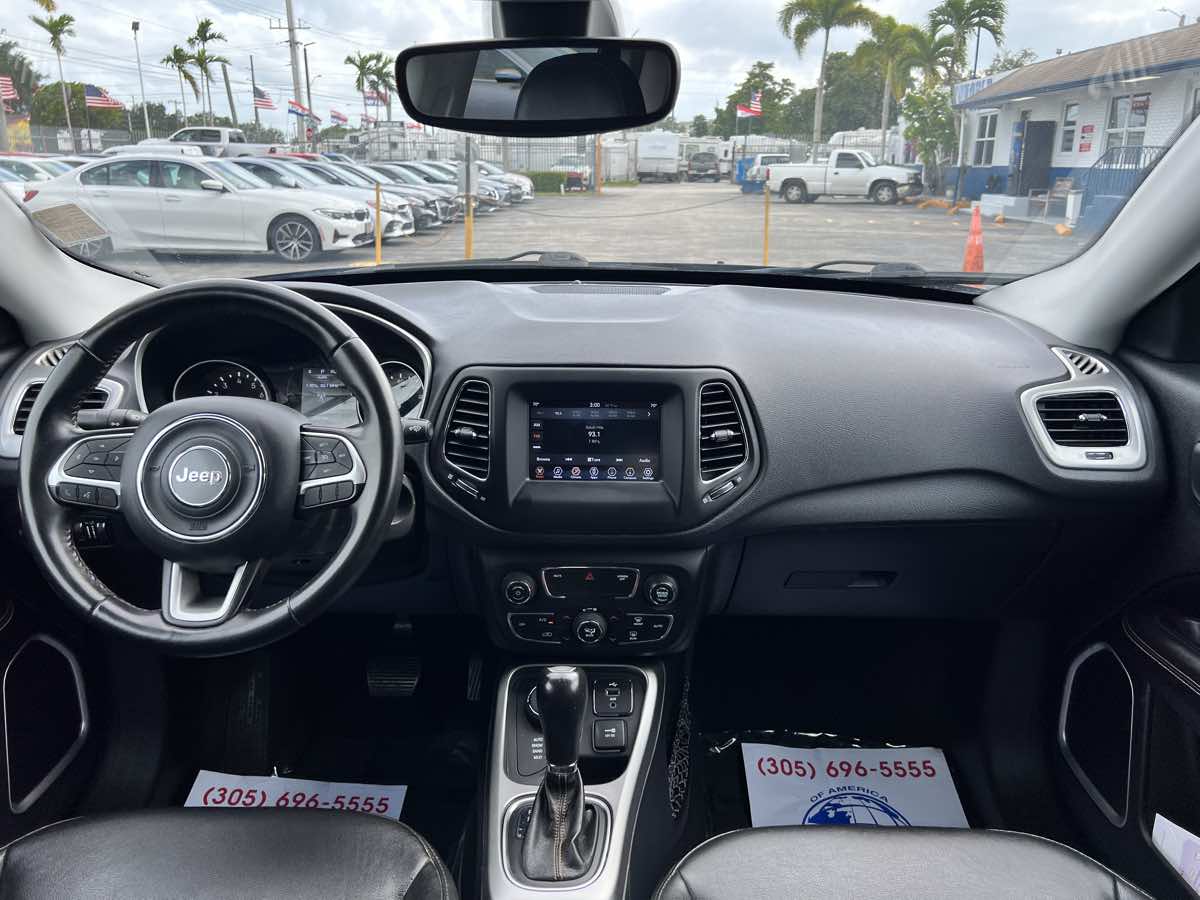 2019 Jeep Compass Latitude photo 23