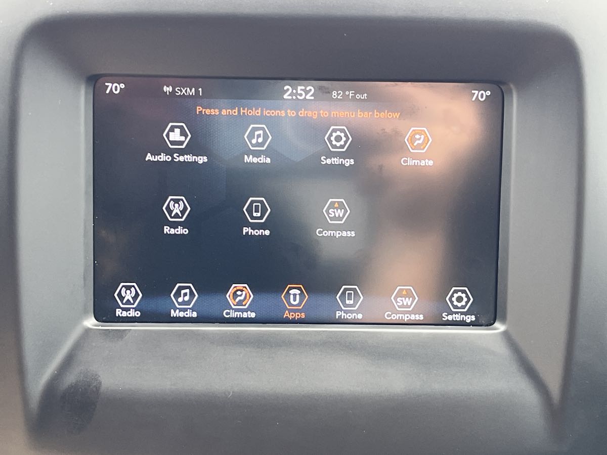 2019 Jeep Compass Latitude photo 32