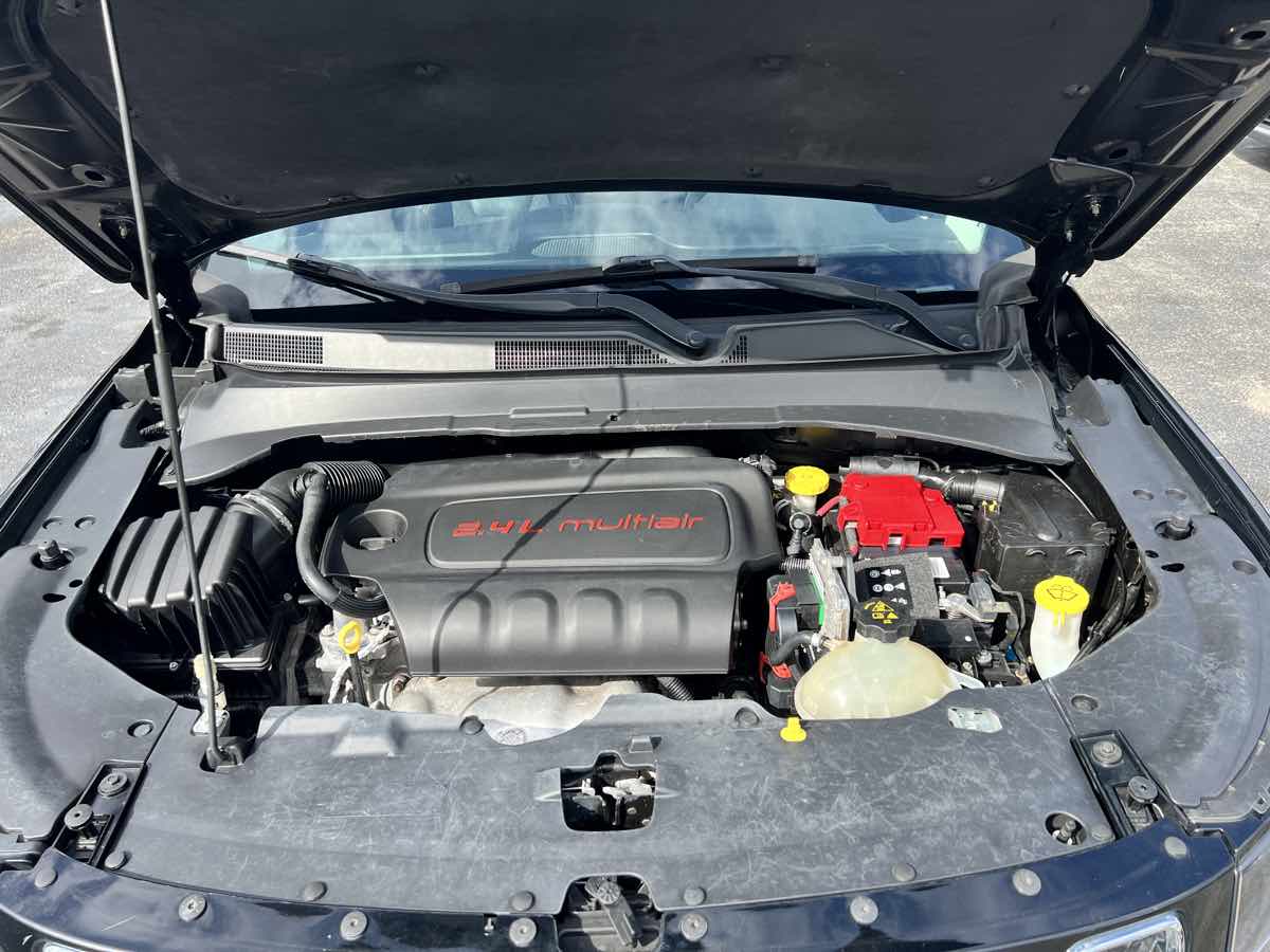 2019 Jeep Compass Latitude photo 48