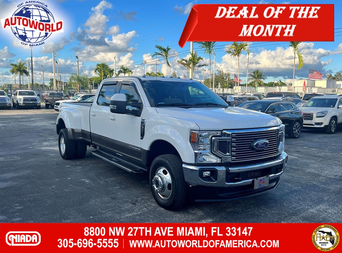 2020 Ford Super Duty F-350 DRW LARIAT 4WD Crew Cab 8' Box