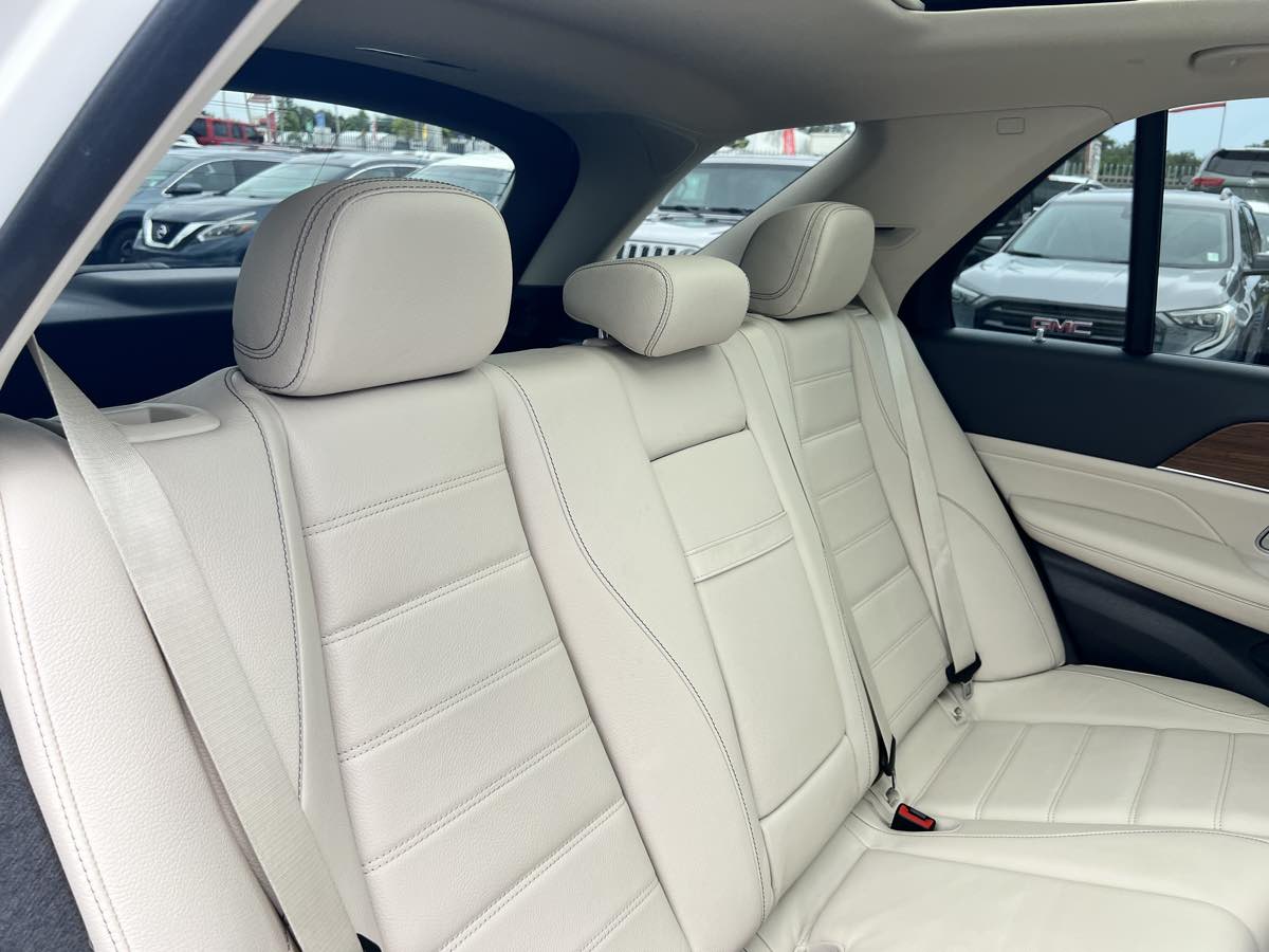 2020 Mercedes Benz GLE 450 4MATIC photo 19