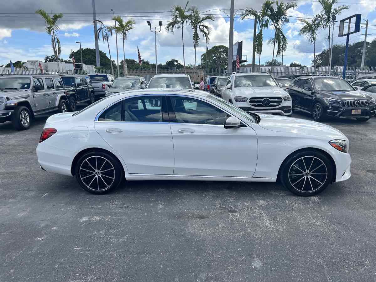 2021 Mercedes Benz C 300 Sedan photo 9