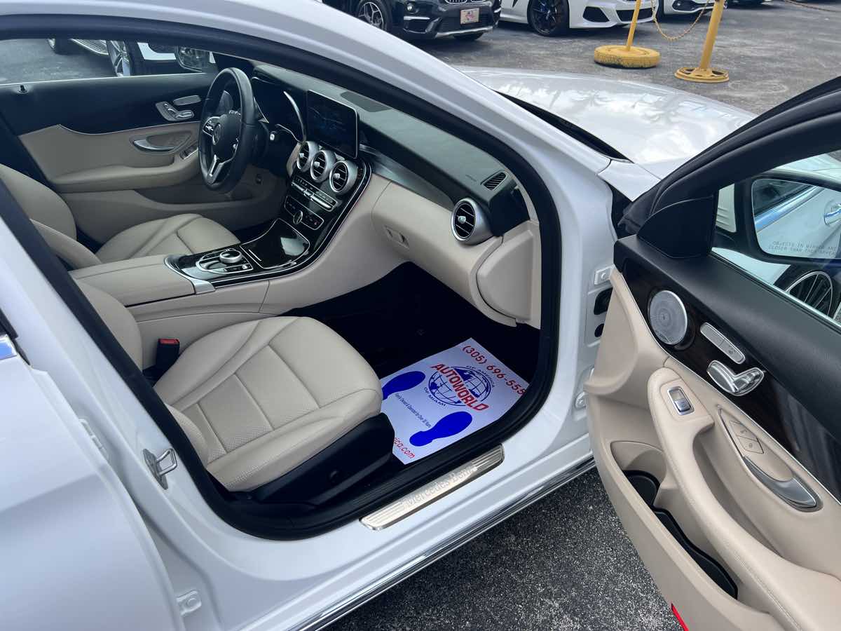 2021 Mercedes Benz C 300 Sedan photo 13