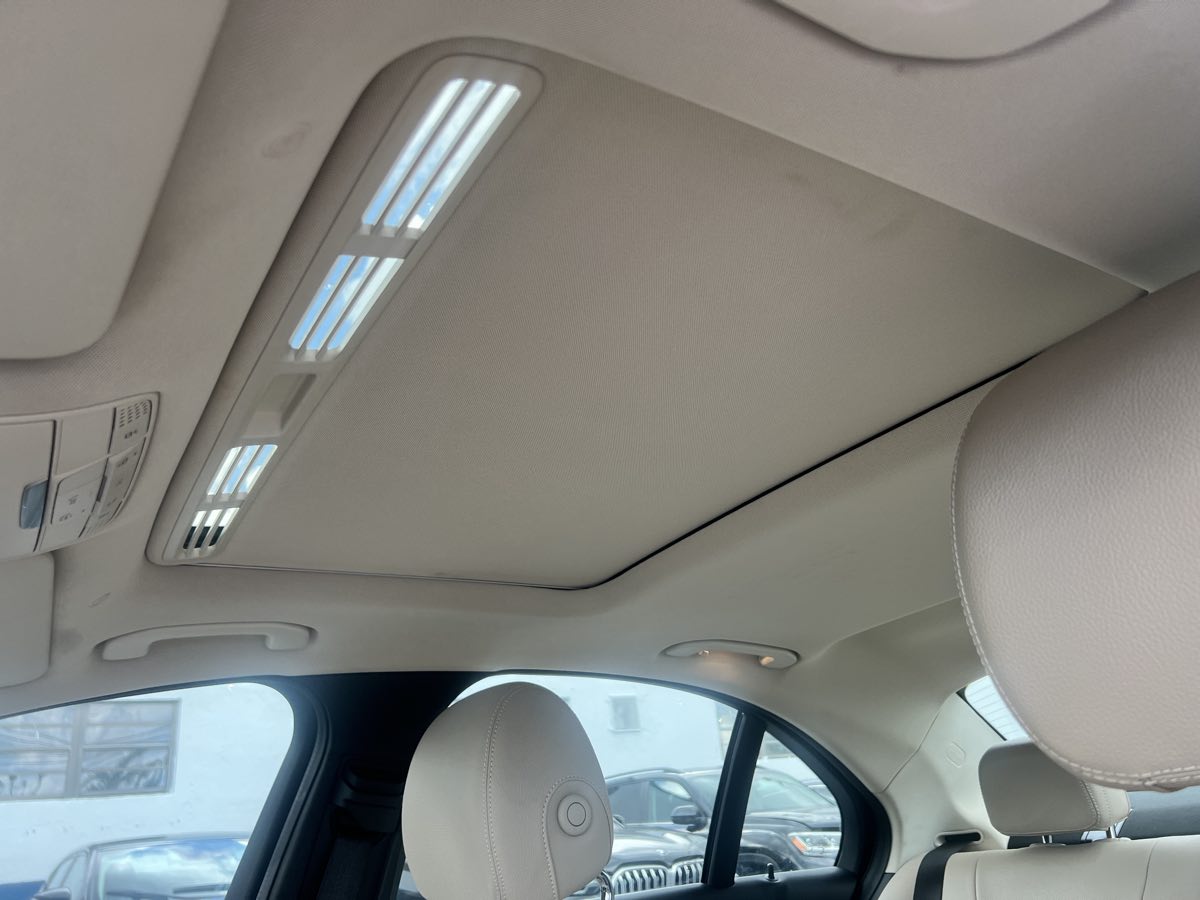 2021 Mercedes Benz C 300 Sedan photo 36