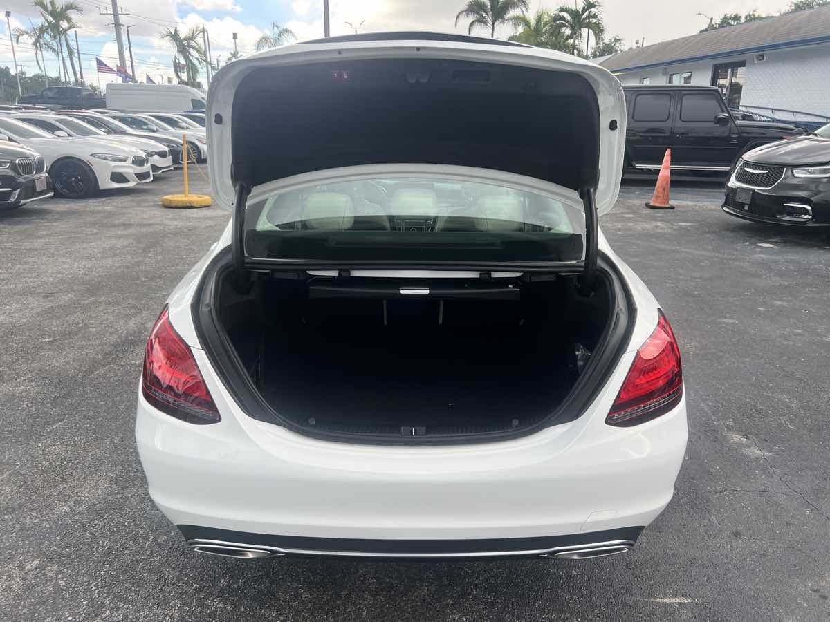 2021 Mercedes Benz C 300 Sedan photo 39