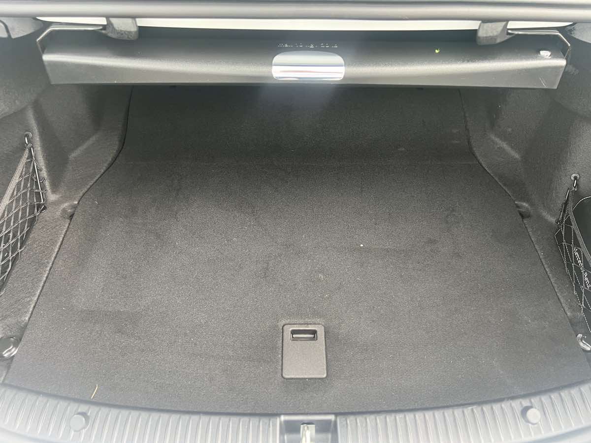 2021 Mercedes Benz C 300 Sedan photo 40