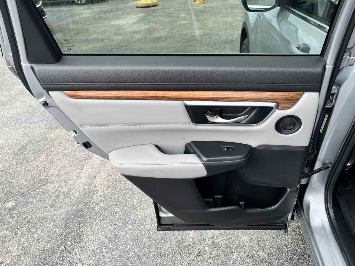 2022 Honda CR-V Hybrid EX-L photo 19