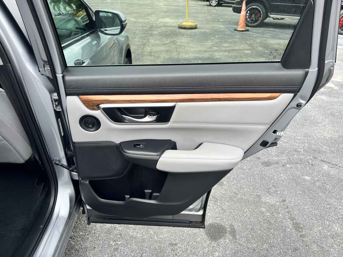 2022 Honda CR-V Hybrid EX-L photo 22