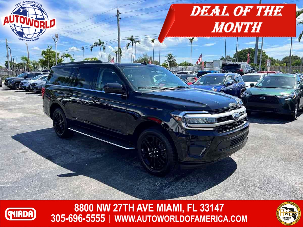 2022 Ford Expedition Max XLT 4x2 Black Accent Package