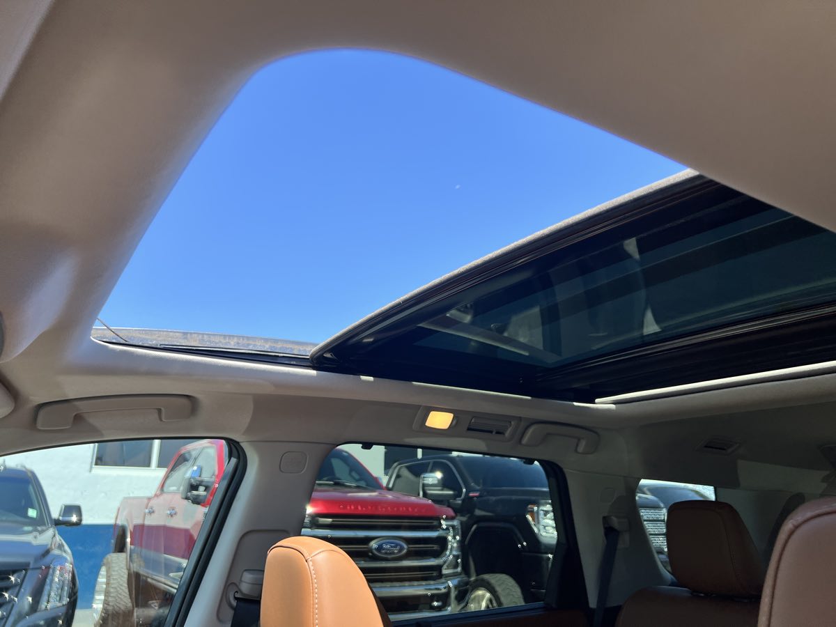 2022 Nissan Pathfinder Platinum photo 54