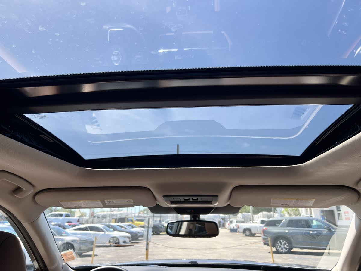 2022 Nissan Pathfinder Platinum photo 57