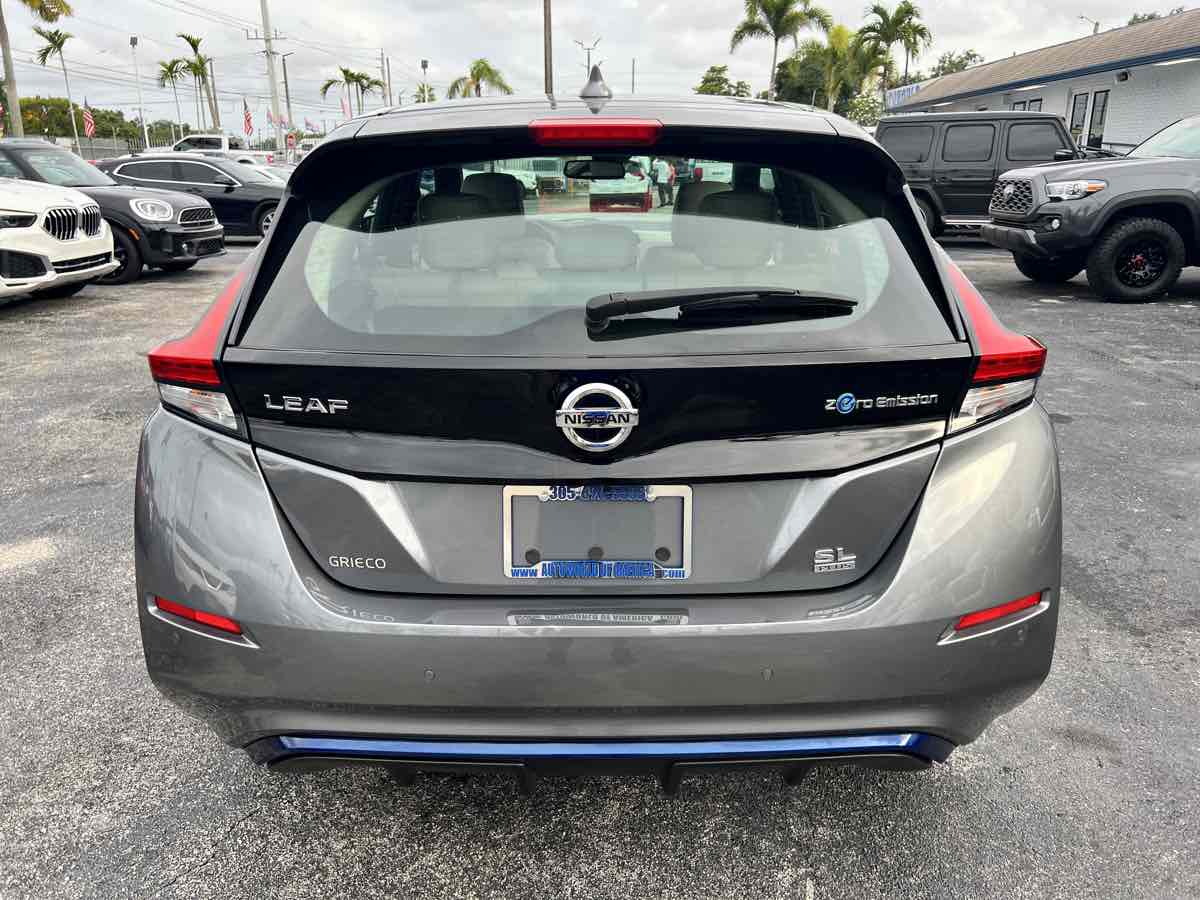 2021 Nissan Leaf SL Plus photo 8