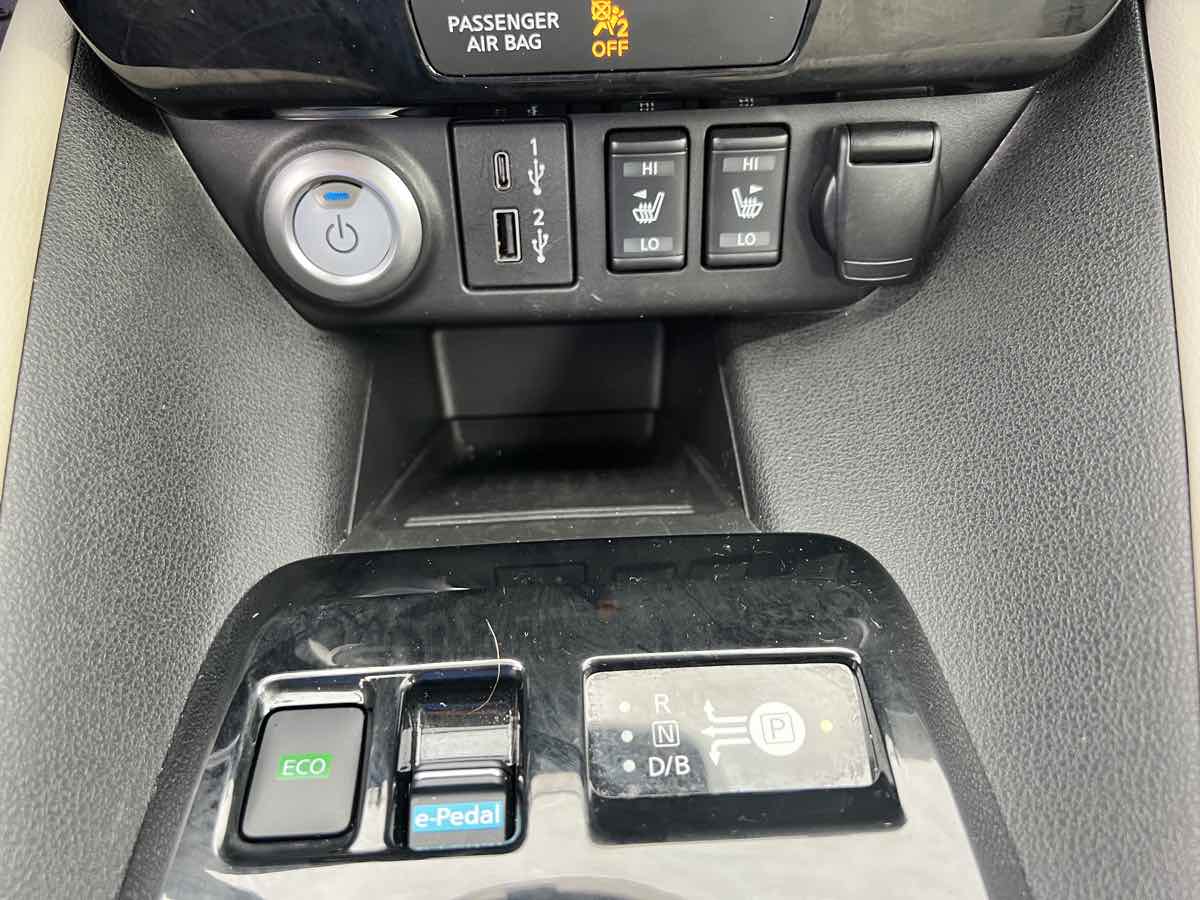 2021 Nissan Leaf SL Plus photo 35