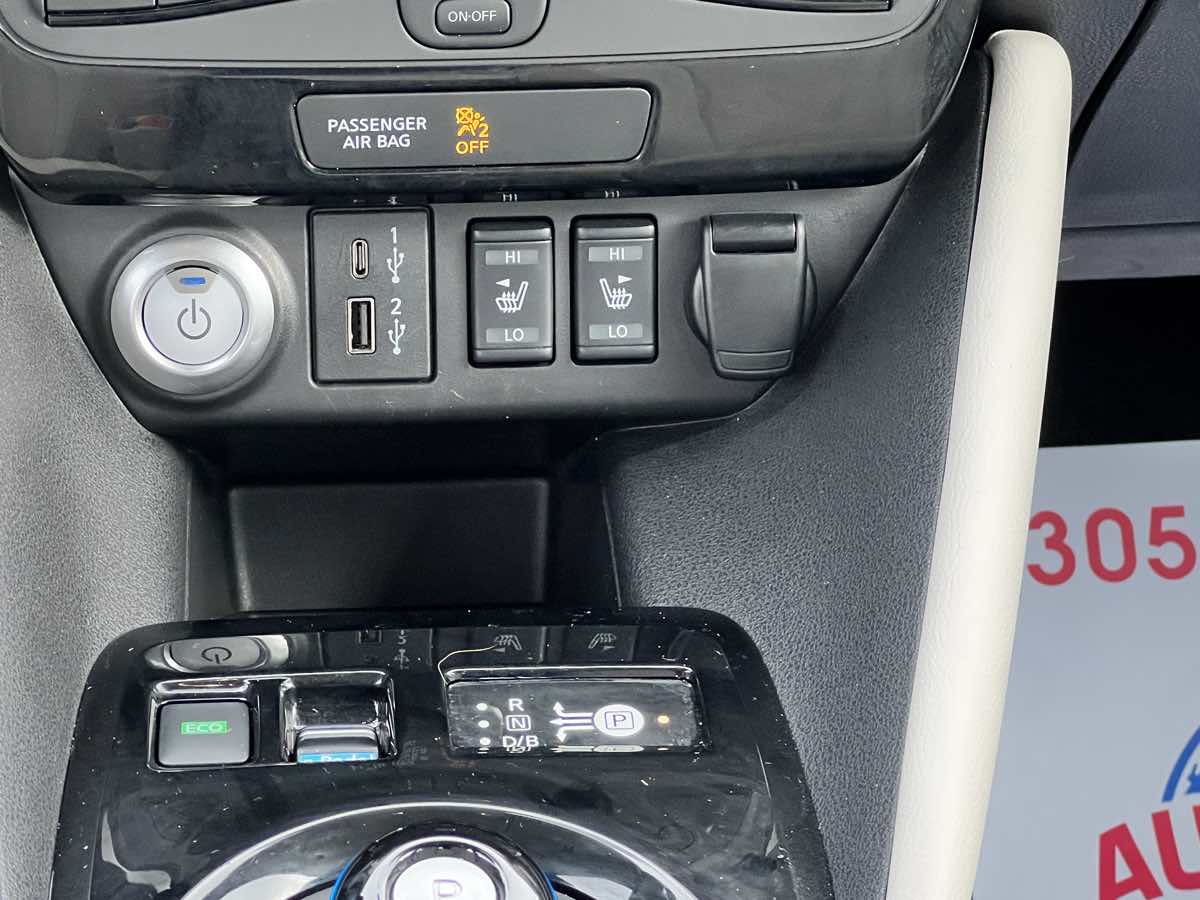 2021 Nissan Leaf SL Plus photo 37
