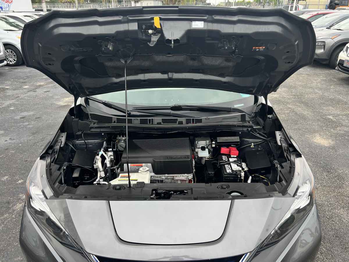 2021 Nissan Leaf SL Plus photo 42